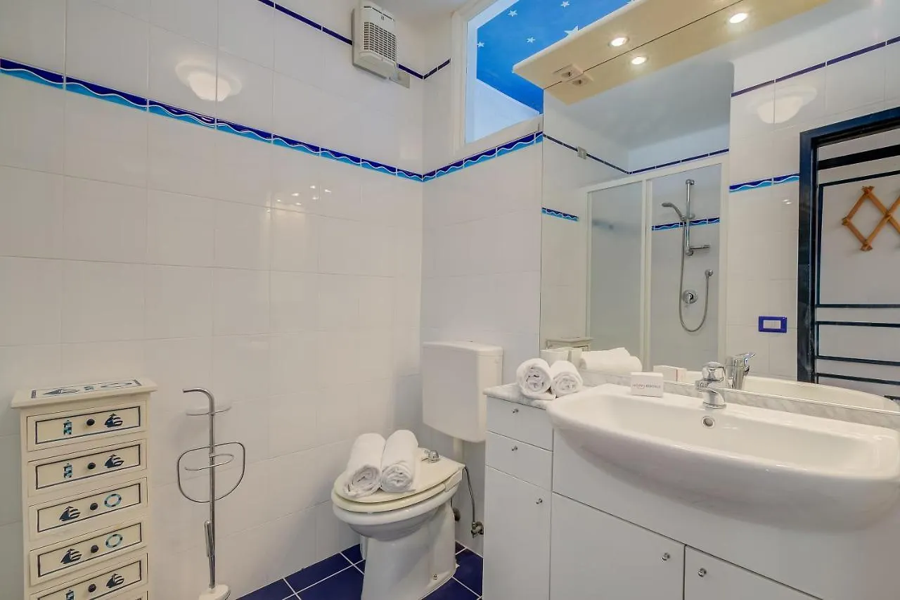 Il Bijou Di Rossella - Beach Front - Happy Rentals Alassio Apartment